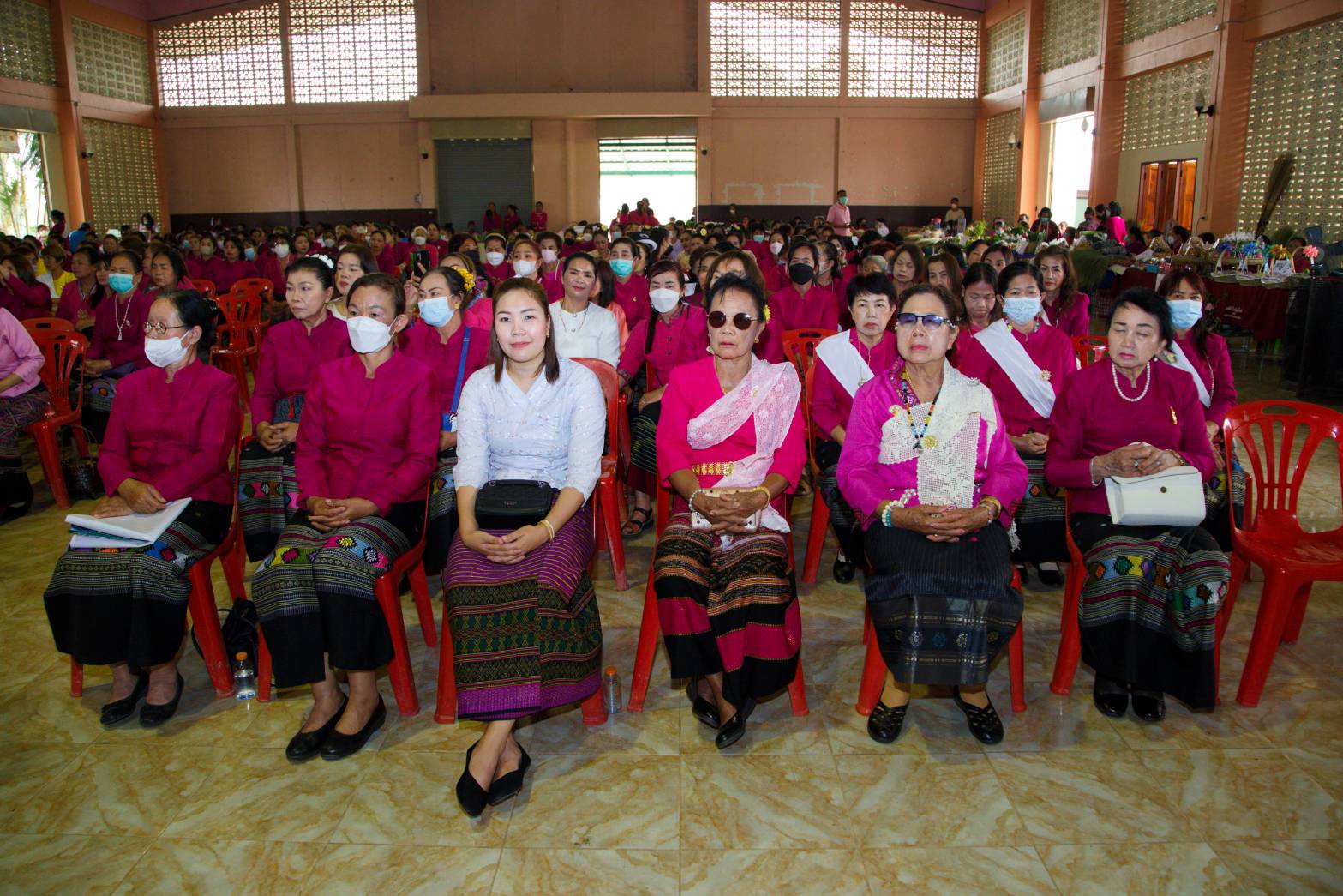 ผู้กองธรรมนัส ร่วมงานส่งเสริมสถาบันครอบครัว-พัฒนาสตรีฯ ที่พะเยา ยกการสร้างสถาบันครอบครัวคือความเข้มแข็ง